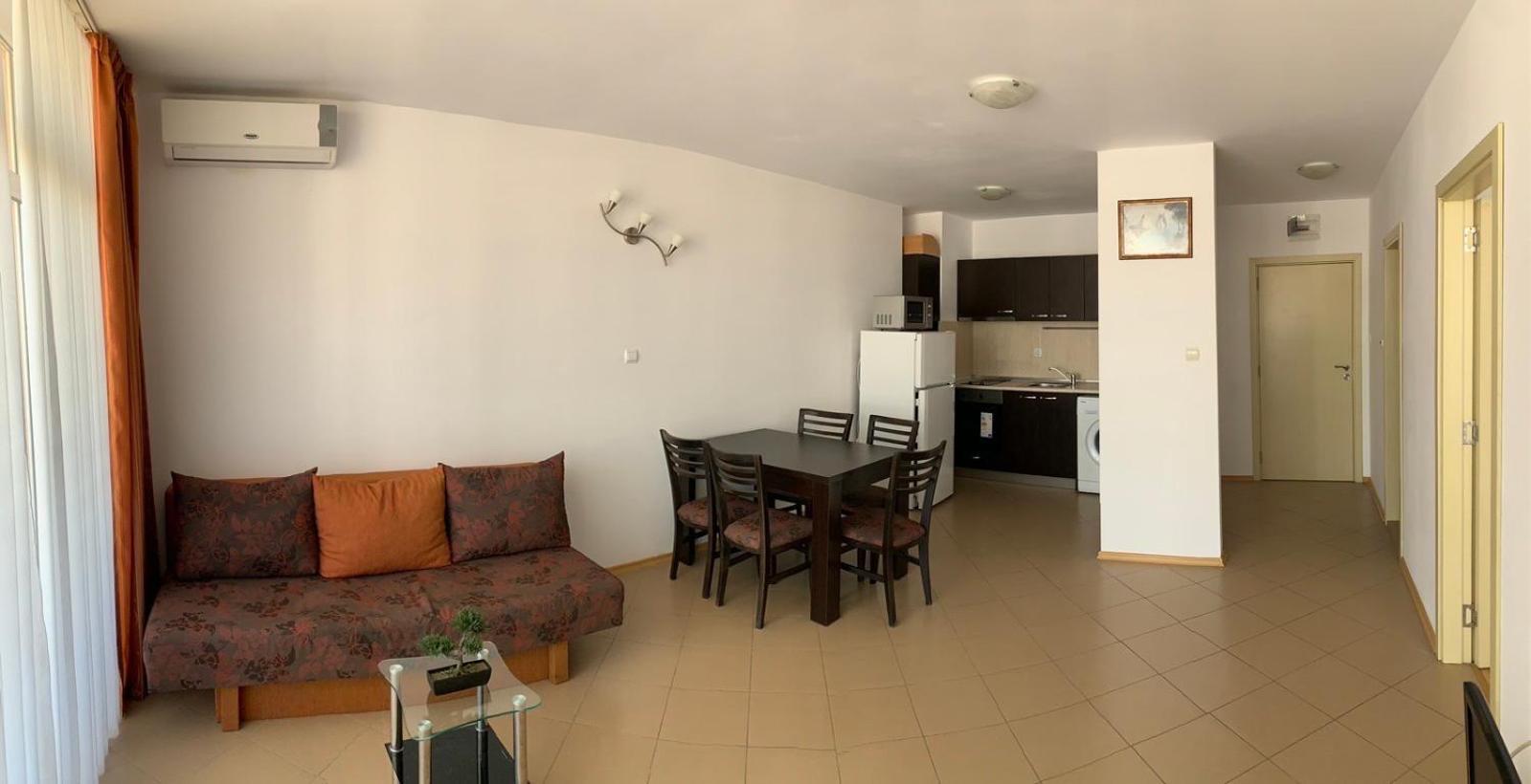 Grand Kamelia Apartments Pantai Sunny Bagian luar foto